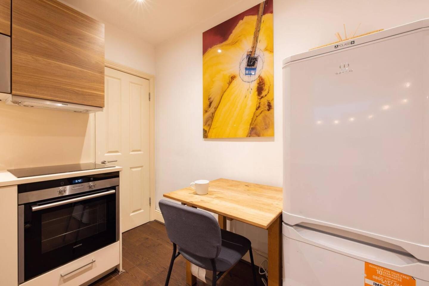 דירות לונדון Niru Experience Hidden Gem In Chelsea 2Bd 2Ba מראה חיצוני תמונה