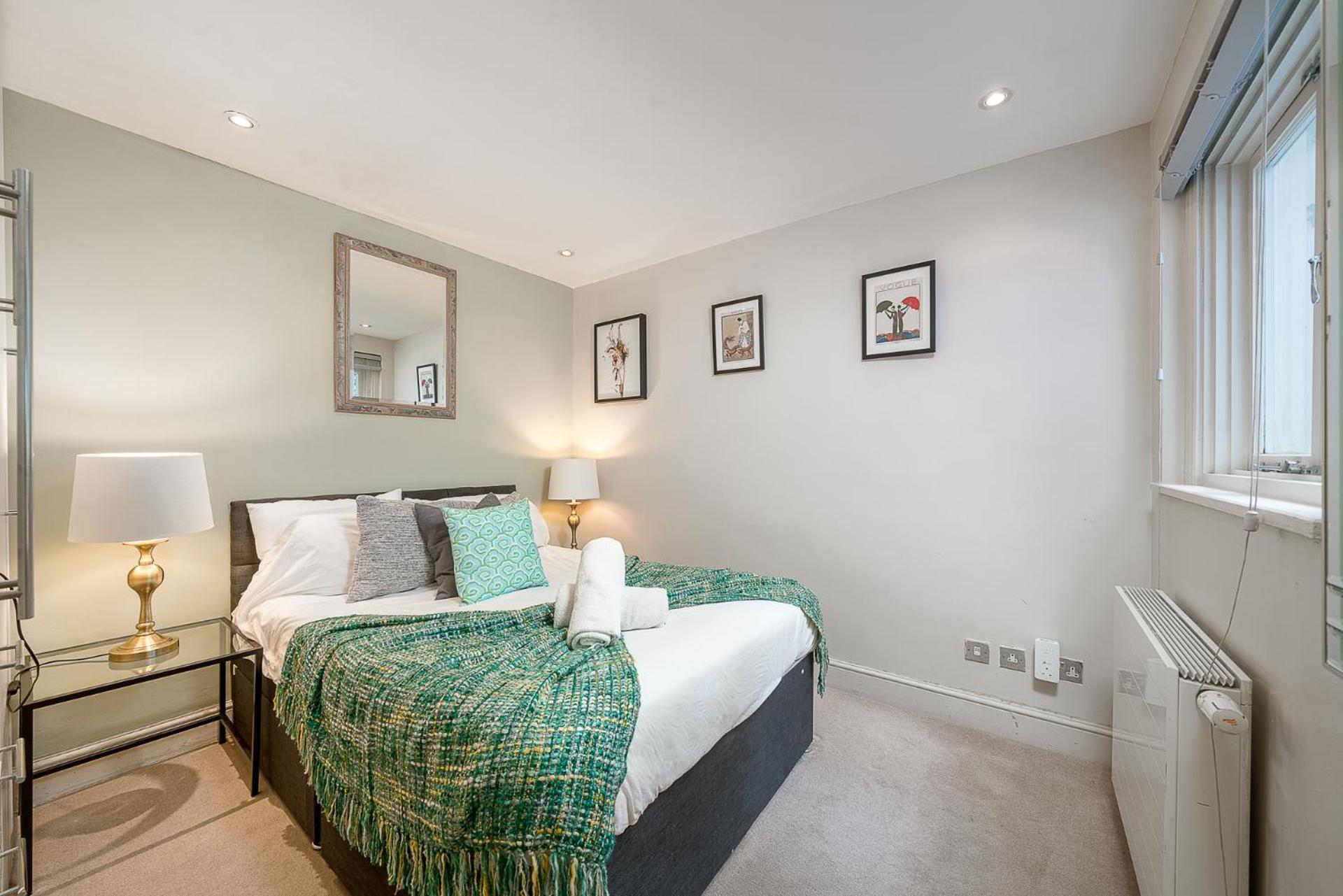 דירות לונדון Niru Experience Hidden Gem In Chelsea 2Bd 2Ba מראה חיצוני תמונה